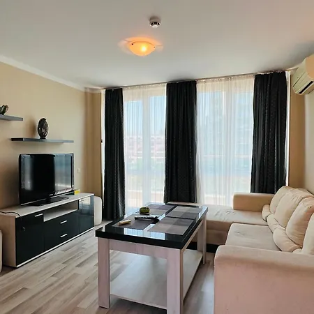 Sunny Plaza 54 Two Bedroom Apartment Slantschew brjag